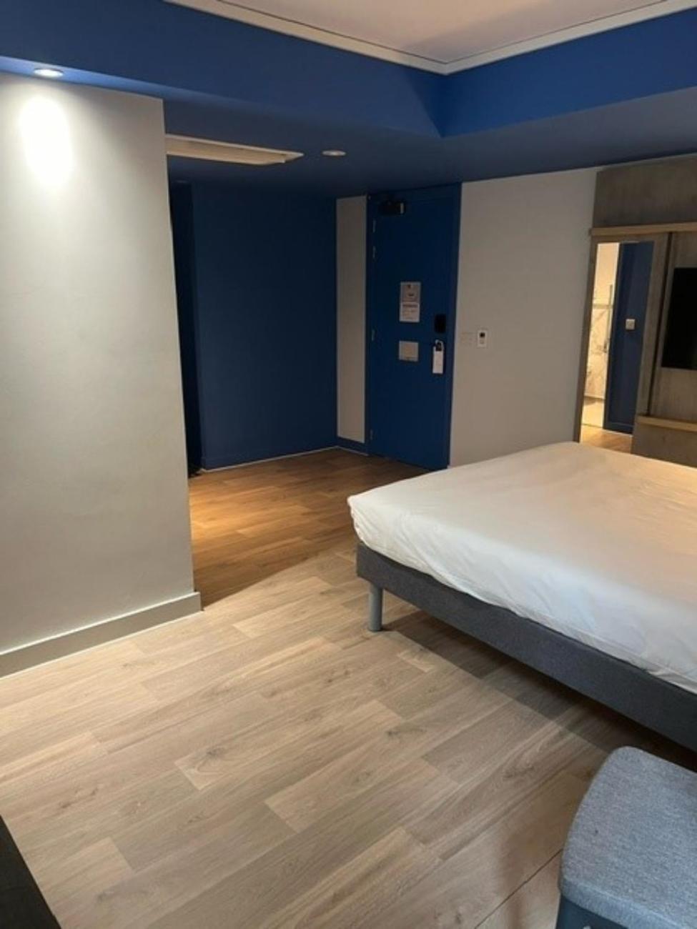 Ibis Budget Swindon Exterior photo
